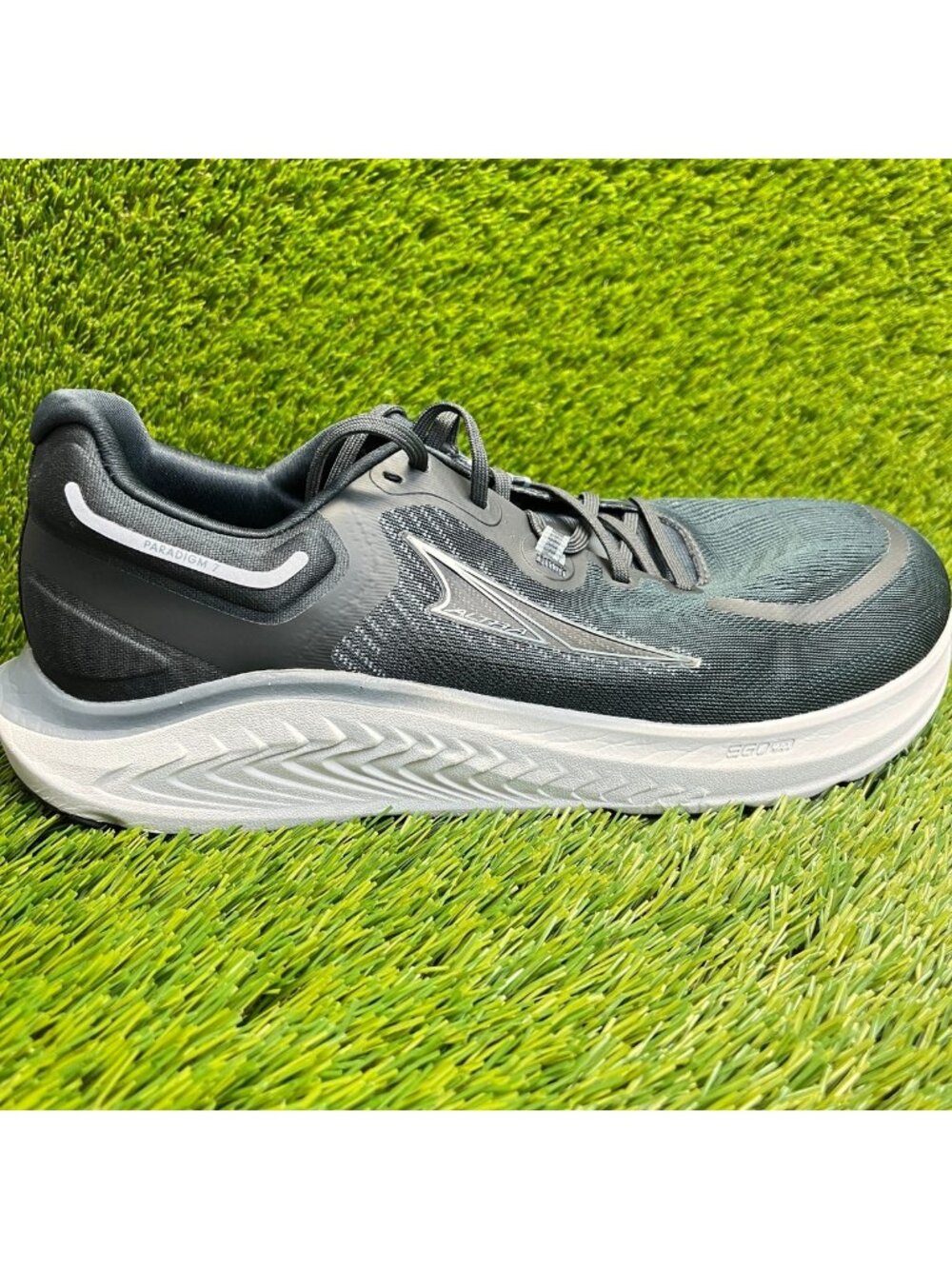 Altra Paradigm 7 Mens Size 11.5 Black Athletic Road Running Shoes Sneakers
